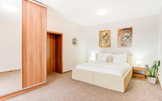 Euro Apartments Křenová 75 Brno