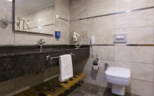 Volkan Hotel