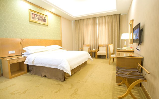 Vienna Hotel Changlong Park