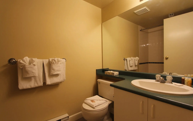 ResortQuest at Marketplace Lodge