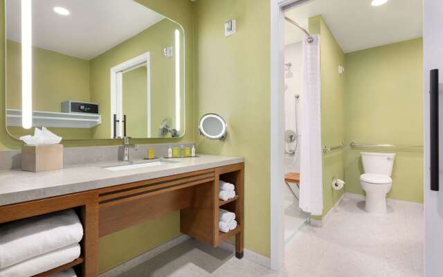 Doubletree by Hilton Campbell - Pruneyard Plaza