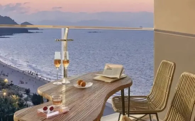 Chaoyushi Sea View Apartment