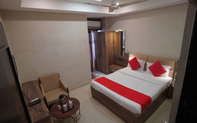 Hotel Gokul
