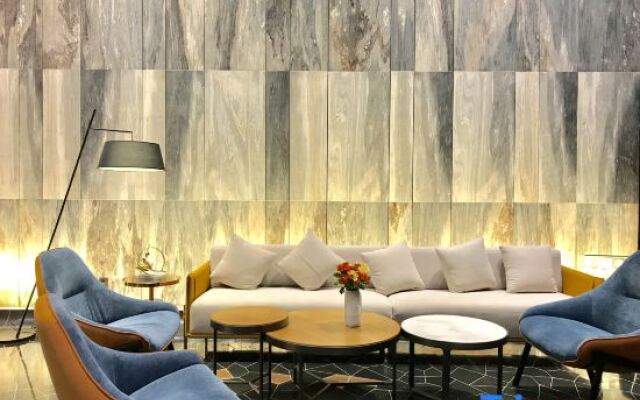 Zhuhai Gongbei Lovers Road Atour S Net Yiyan Selection Hotel