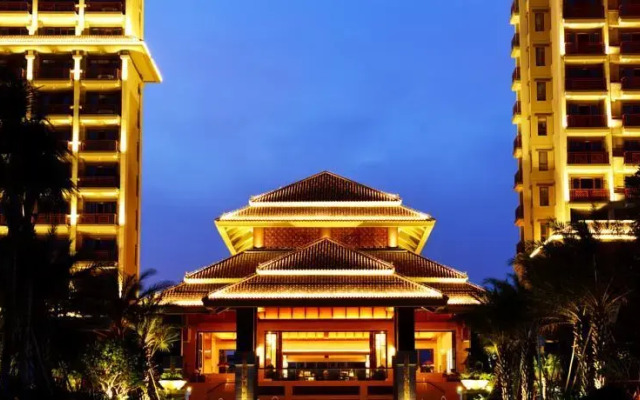 Sanya Bay Guest House All Suites Hotel
