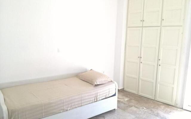 Central flat, 300m from the beach