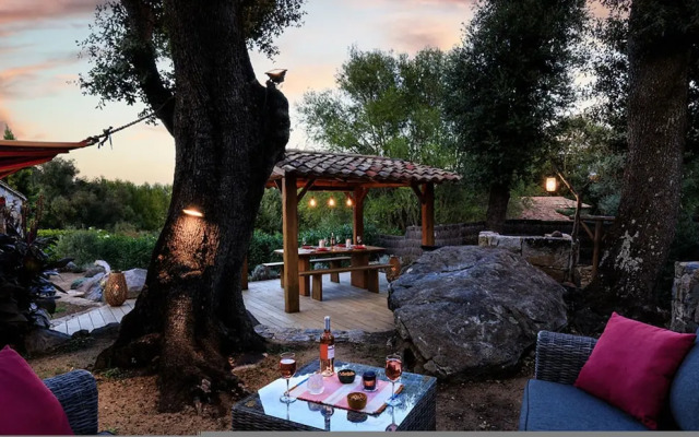 U Caseddu in Sotta With 2 Bedrooms and 1 Bathrooms