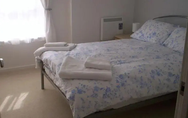 Millennium Quay Apartment