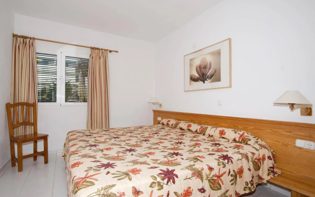 Arena Dorada - Apartments