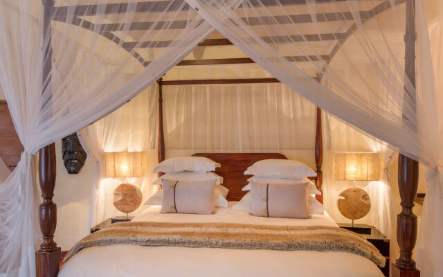 Royal Madikwe Game Lodge