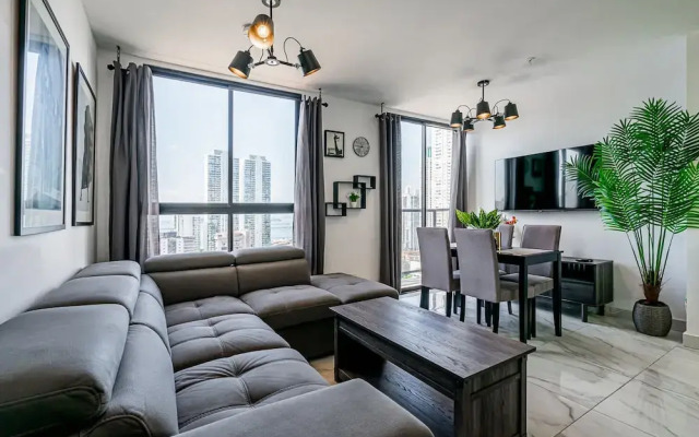 w Brilliant 1BR w Beautiful View in Calle 50