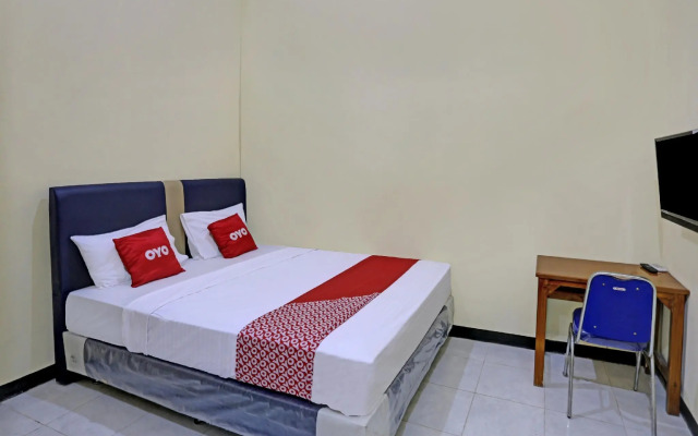 OYO 3767 Permata House