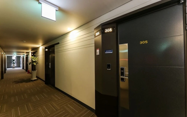 Cheongju Leaders Hotel