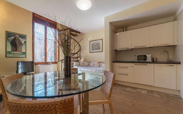 Villa Marignoli Charming Flats