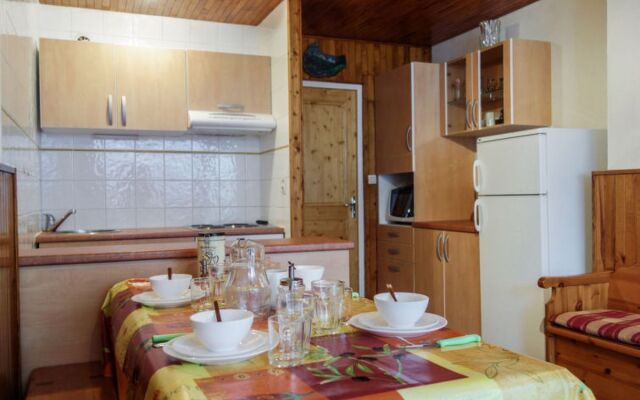 Le 2100 A et B 12731