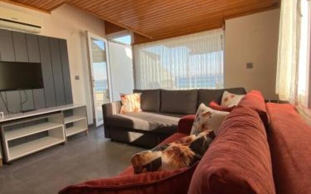 Seaside Apart Hotel