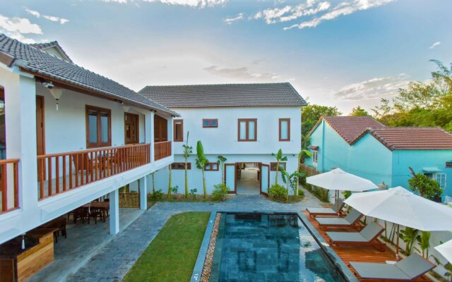 Vina Beach Pool Villa