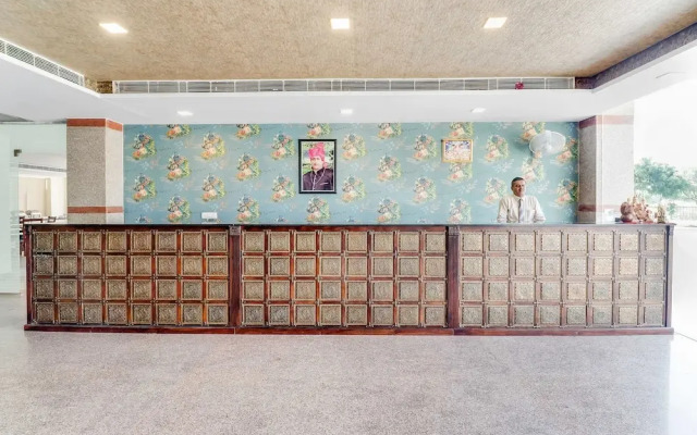 Capital O 48521 Hotel Bhanwar Singh Palace