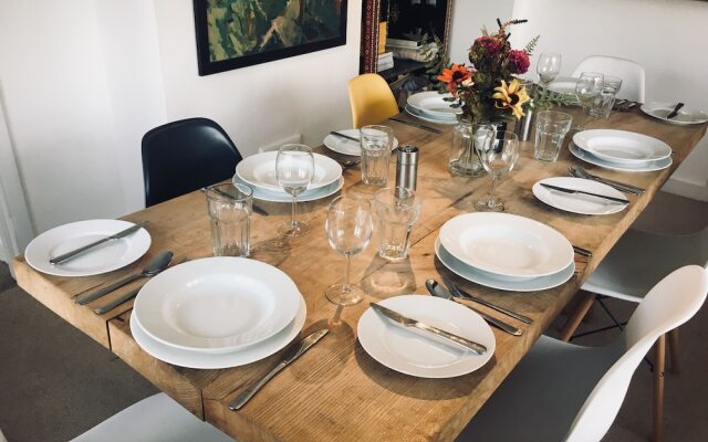 Danny Lodge | By Huluki Sussex Stays