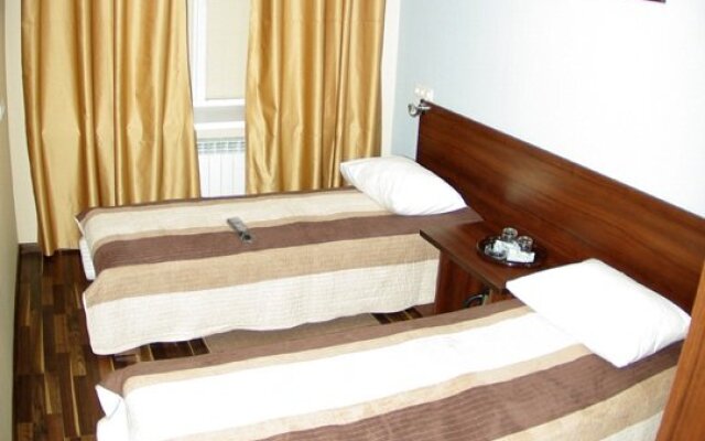 Hotel Darnitskiy