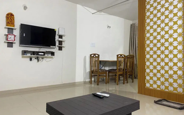 Tranquil Stay, Mountain View - 2BHK Flat