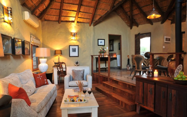 Lukimbi Safari Lodge