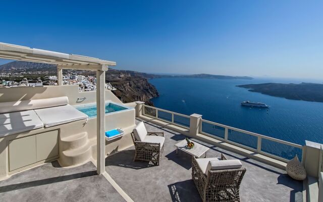 Lava Suites and Lounge