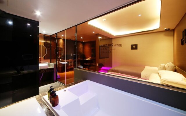 2Heaven Hotel