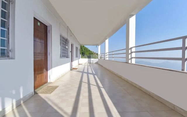 Fabhotel Green Acres