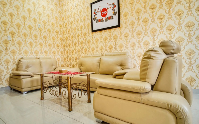 Capital O 540 Esther Hotel