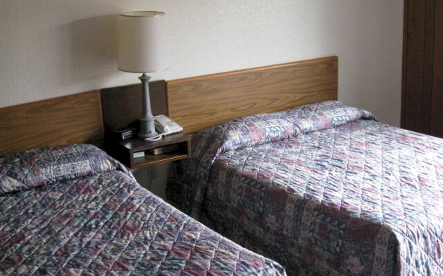 Oneida Village Inn