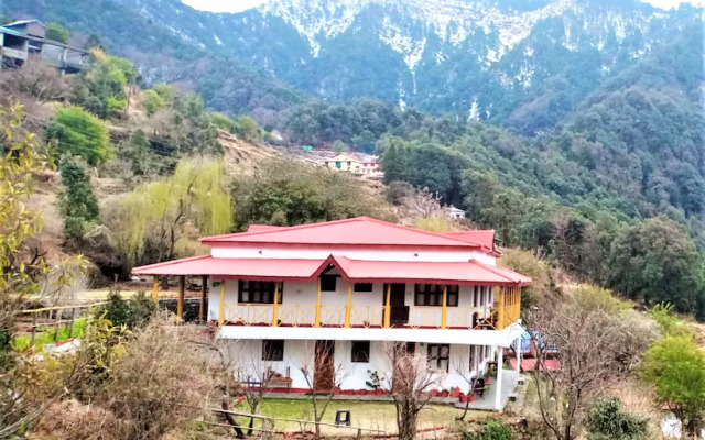 Kafal House Pangot