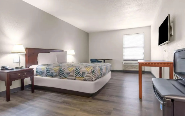 Motel 6 Franklin, OH