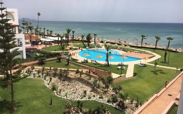 Bab Okla Route De Sebta