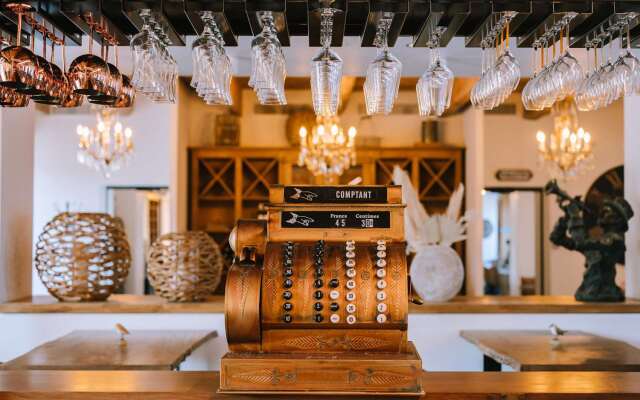 Le Hameau des Pesquiers Ecolodge, Curio Collection by Hilton