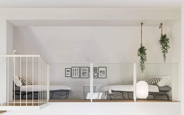 Comboio II by An Island Apart