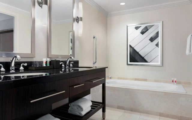 Loews Atlanta Hotel