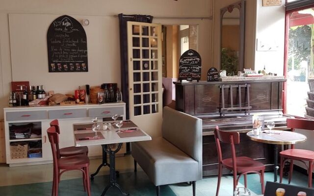 Hotel Cafe de la Gare