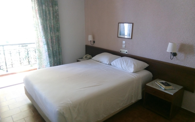 Iliessa Beach Hotel