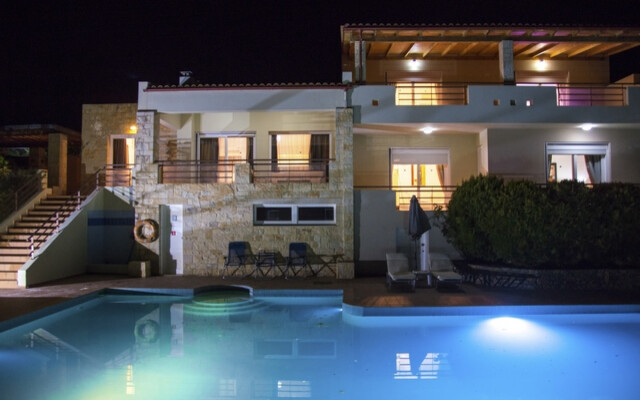Villa Irida, sleeping 8, sea views, private pool