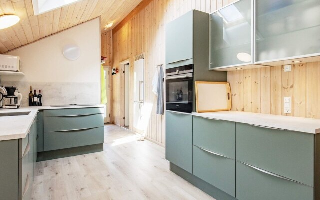 12 Person Holiday Home in Rodby-by Traum
