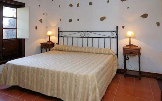 Villa 2 Bedrooms With Pool And Wifi 106084