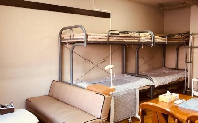 Daily Apartment House Nishijin Ivy