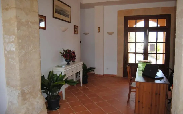 Hotel Rural Es Riquers