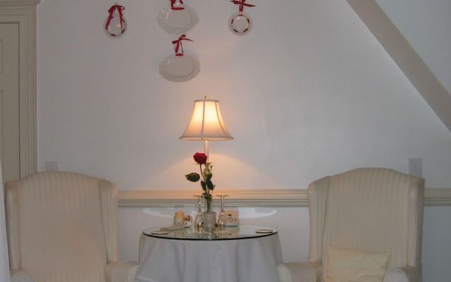 The Red Horse Inn