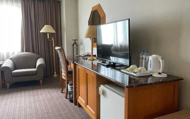 Chuto Plaza Hotel