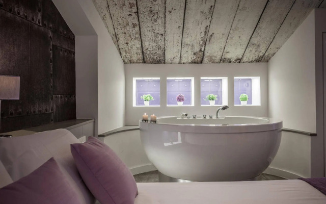 Viol Boutique Rooms
