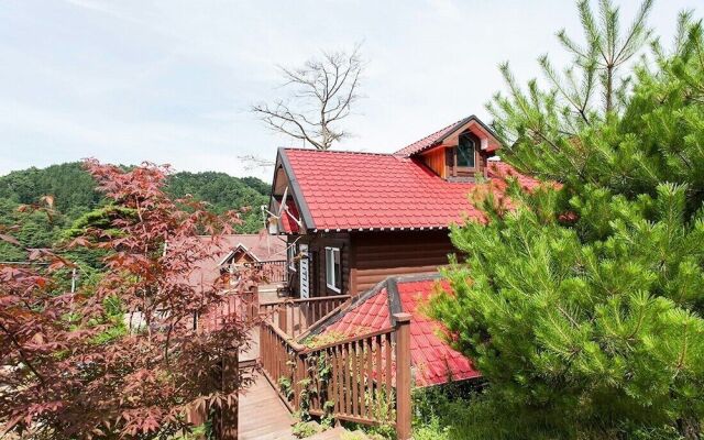 Hoengseong Ceongtaesan Healing Pension