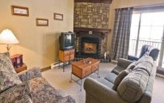 Les Manoirs - Tremblant Resort Lodging