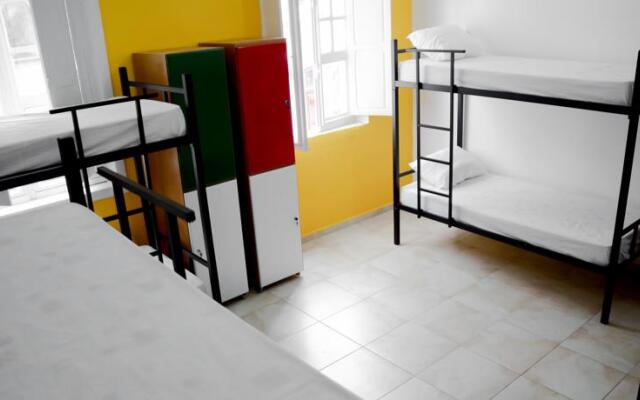 Casa Amarela Hostel